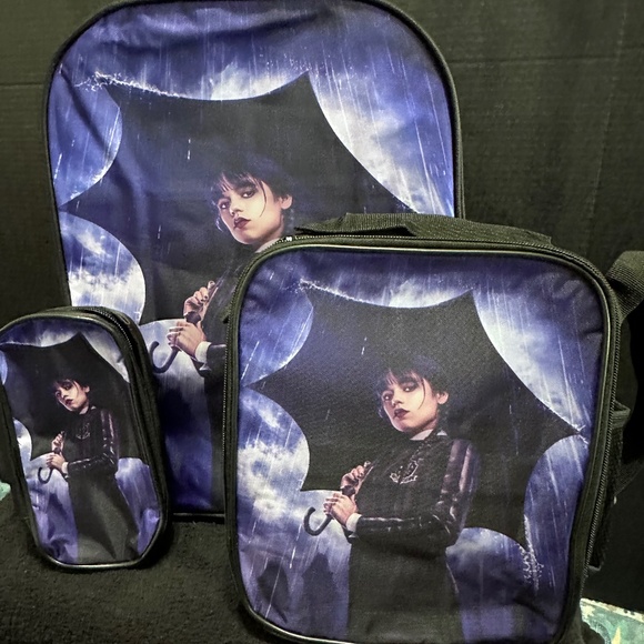 Backpack With Lunchbox And Pencil Case - Wednesday From The Adam's Family 🐥 - Picture 1 of 6